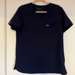 one pocket navy fig top